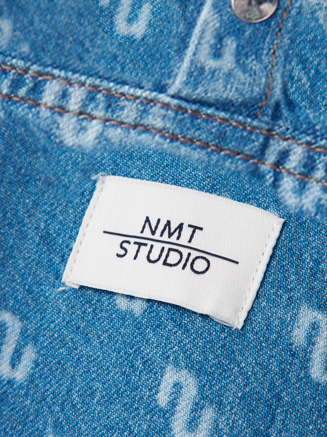 model_shot-front_full